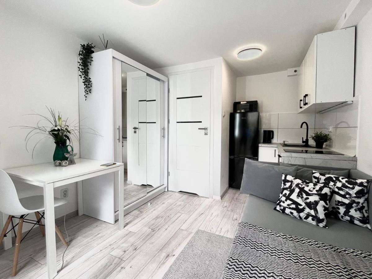 Apartament Goplanska Free Parking Self Check-In 24H พอซนาน ภายนอก รูปภาพ