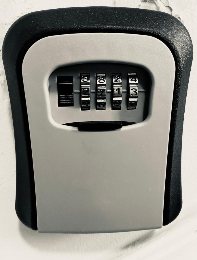 Apartament Goplanska Free Parking Self Check-In 24H พอซนาน ภายนอก รูปภาพ