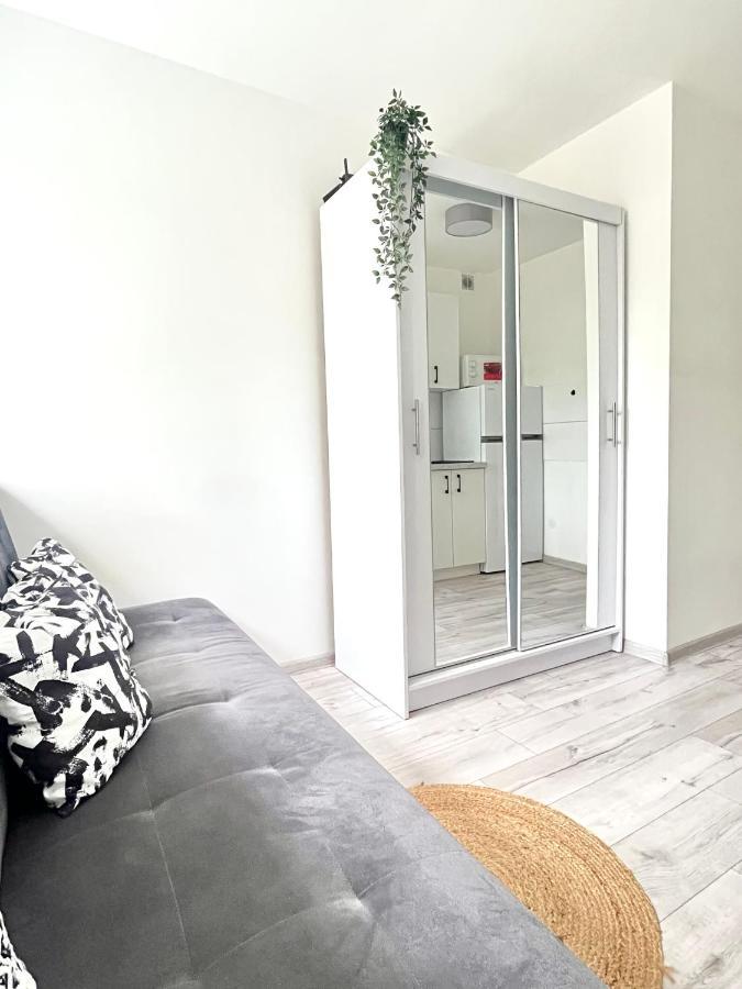 Apartament Goplanska Free Parking Self Check-In 24H พอซนาน ภายนอก รูปภาพ