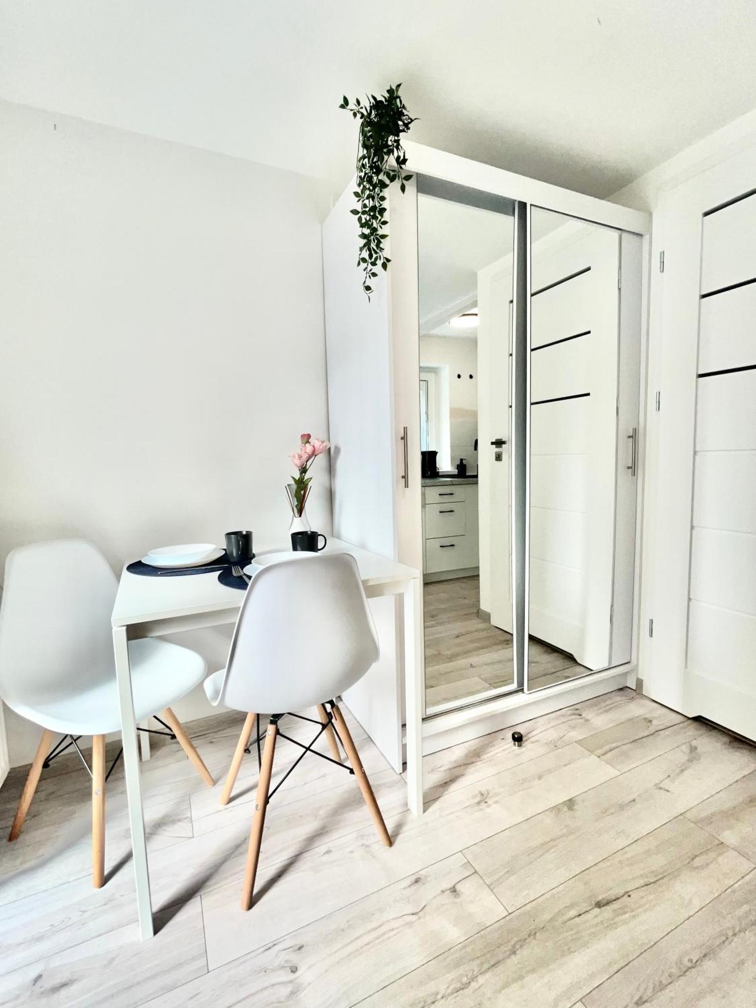 Apartament Goplanska Free Parking Self Check-In 24H พอซนาน ภายนอก รูปภาพ