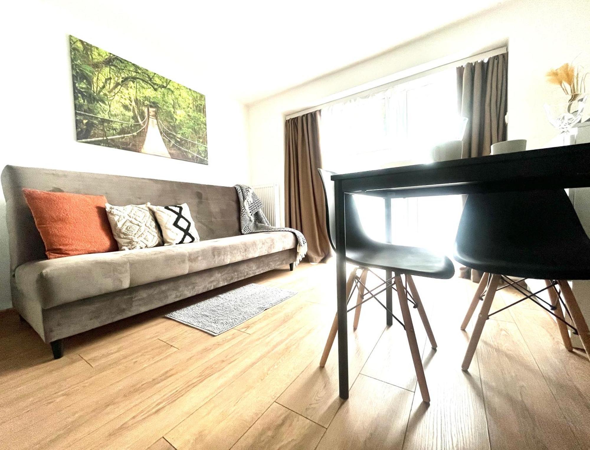 Apartament Goplanska Free Parking Self Check-In 24H พอซนาน ภายนอก รูปภาพ