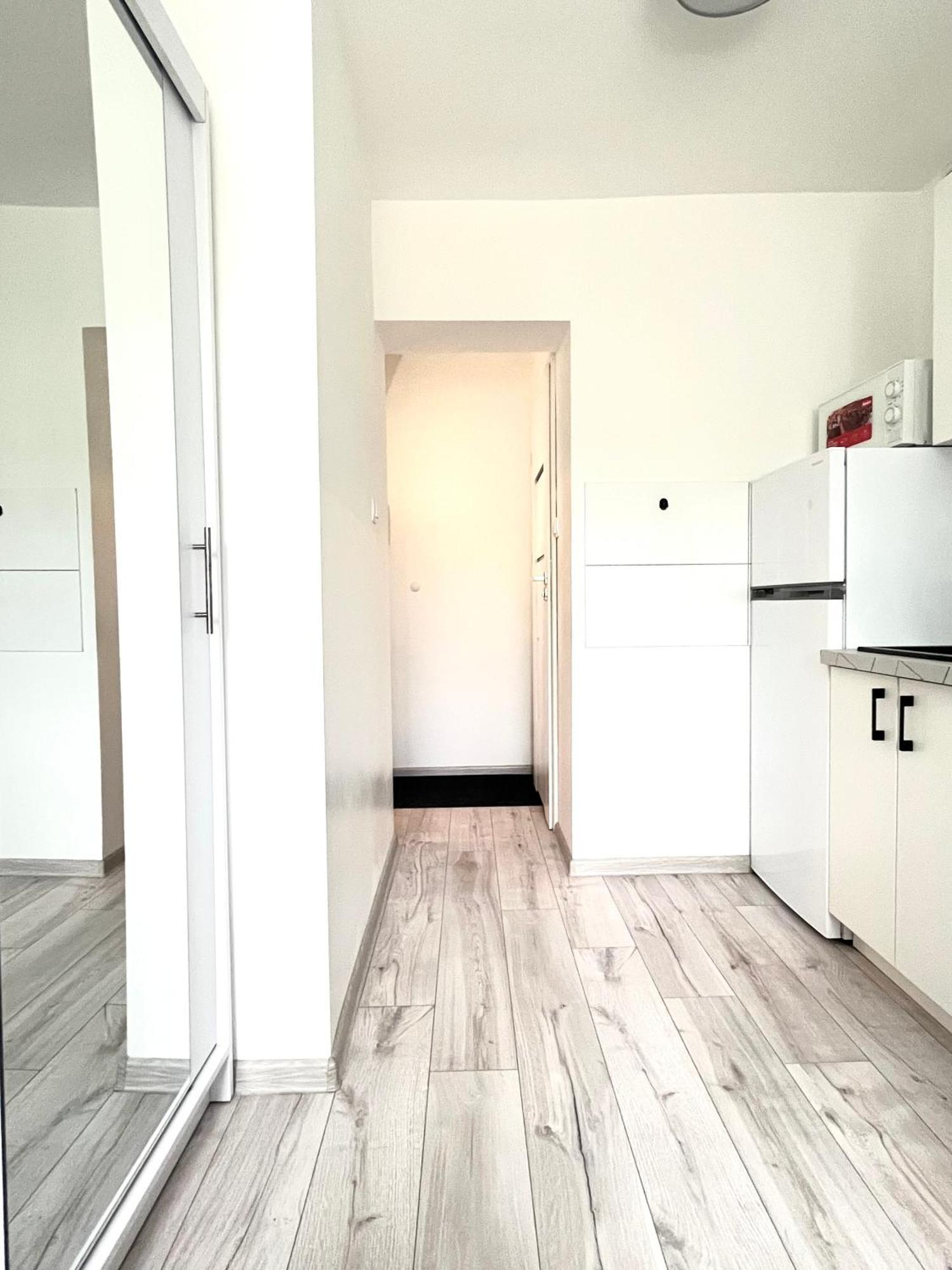 Apartament Goplanska Free Parking Self Check-In 24H พอซนาน ภายนอก รูปภาพ