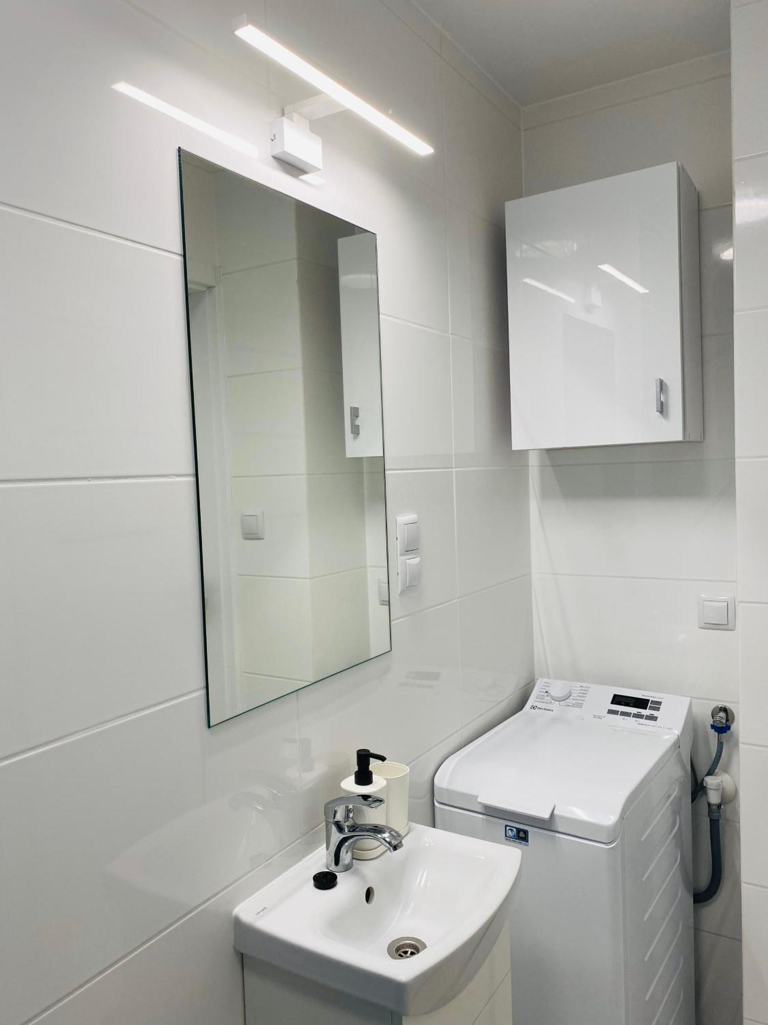 Apartament Goplanska Free Parking Self Check-In 24H พอซนาน ภายนอก รูปภาพ