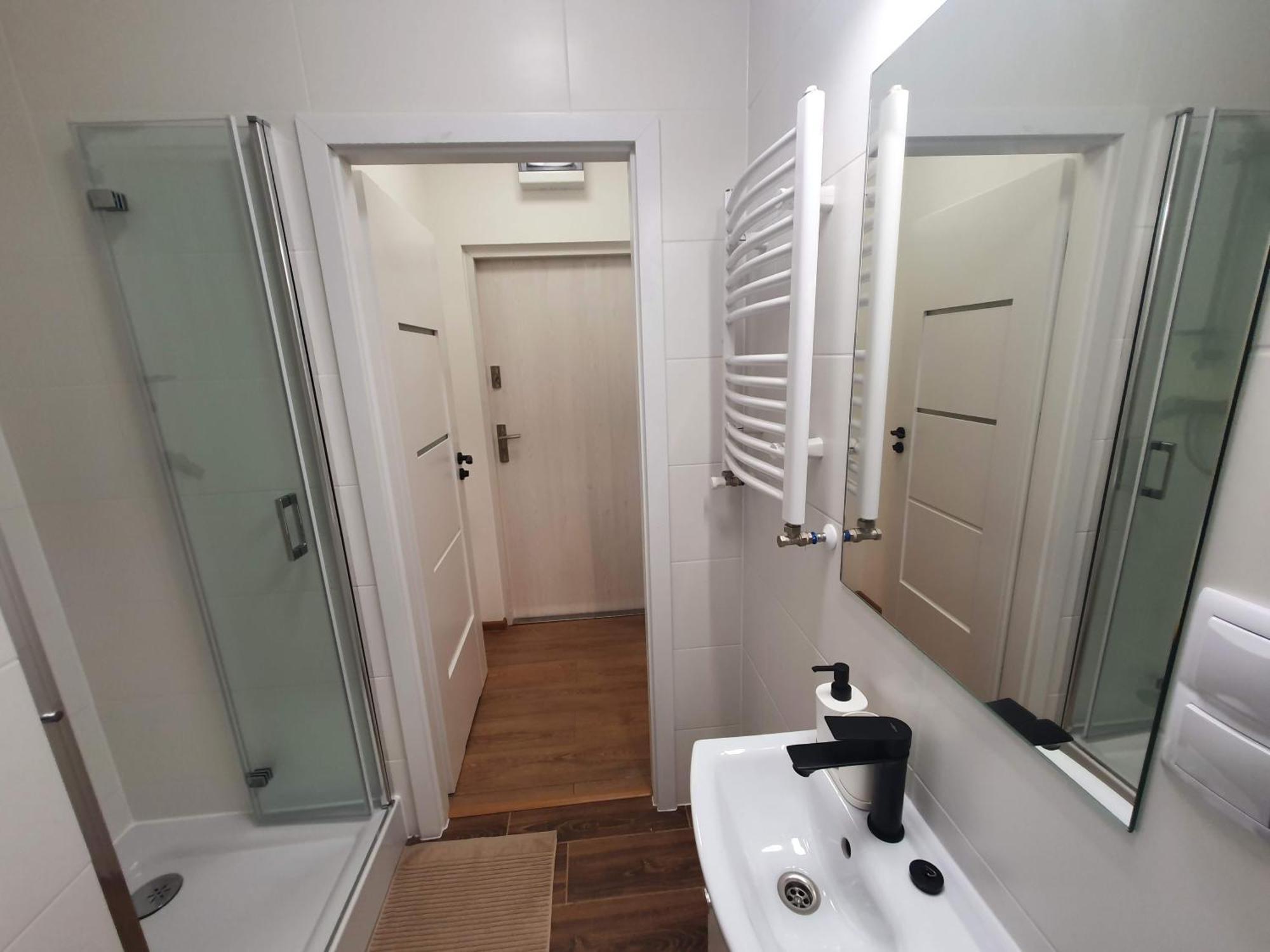 Apartament Goplanska Free Parking Self Check-In 24H พอซนาน ภายนอก รูปภาพ